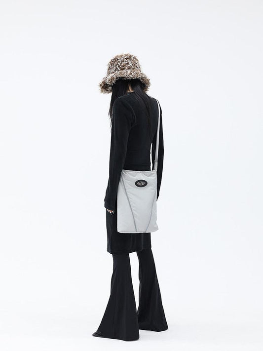 Stilfulde Hverdagslooks: Perfektioner din Outfit med Tilbehør hos ODD SPACE!