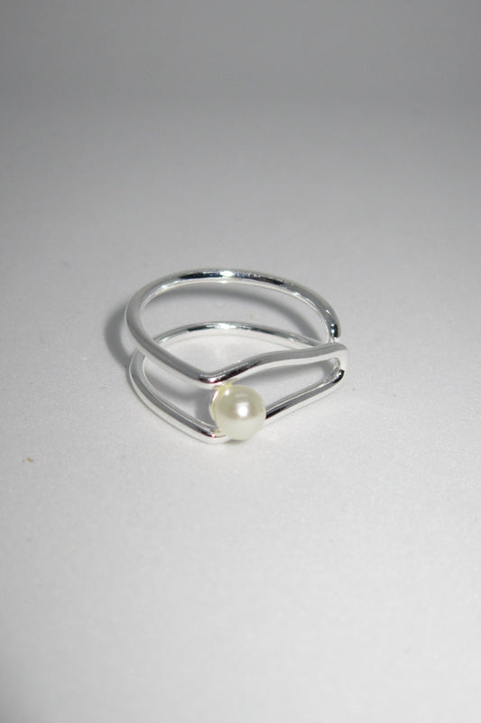 PEARLSCENT ring