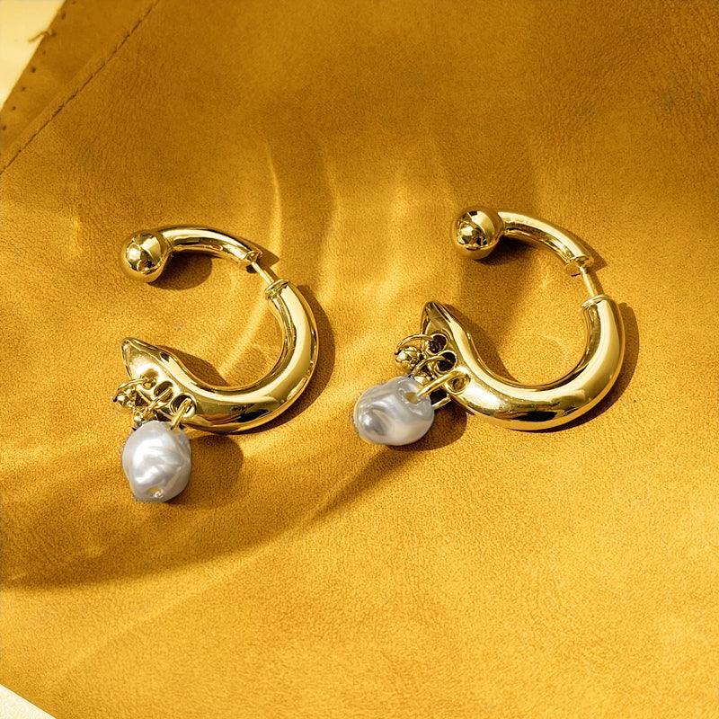 SIREN'S LUSTER earrings