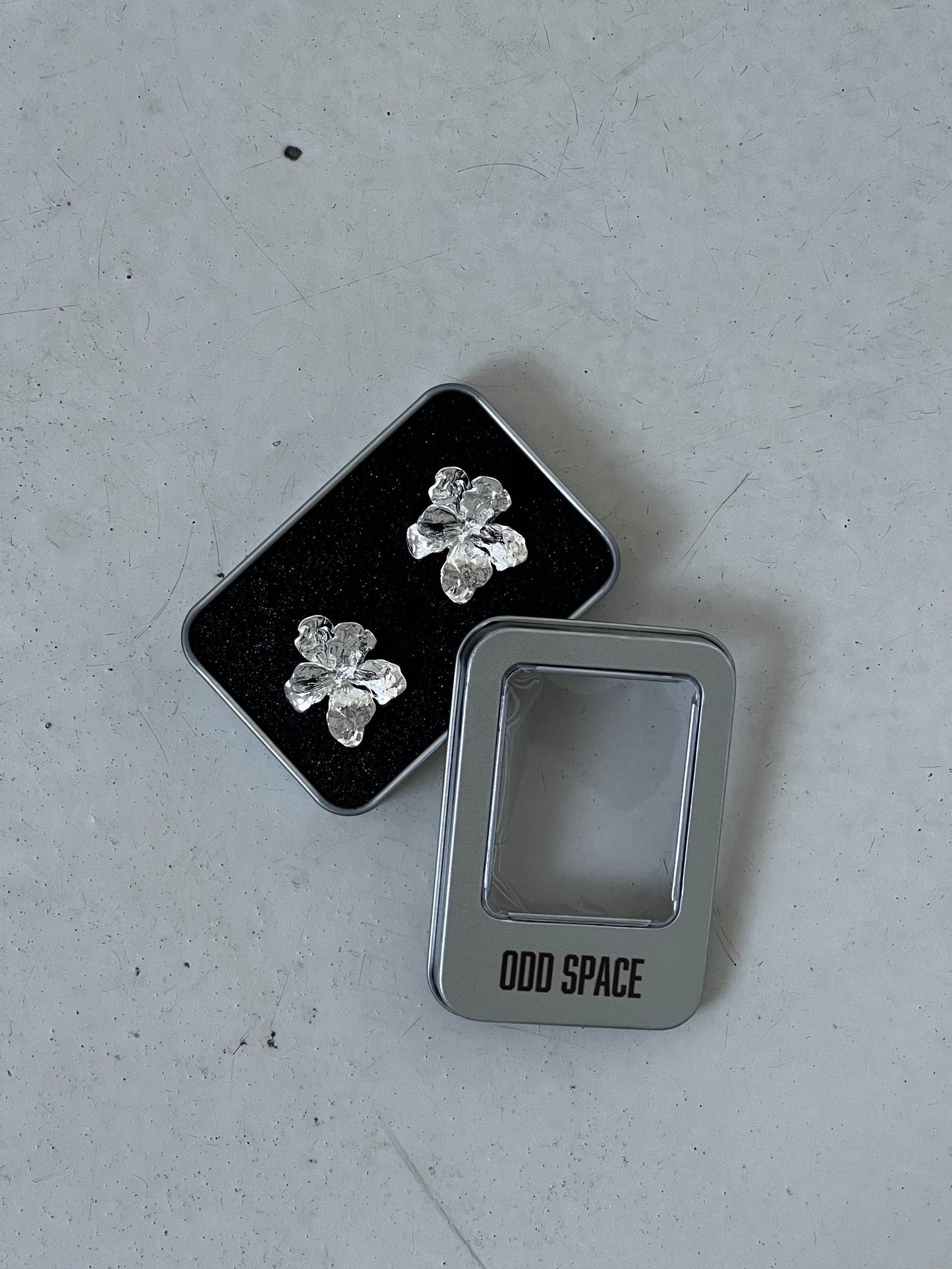 FLOWER earrings